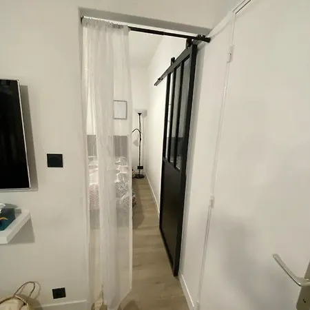 Coeur De Ville, Parking, Calme, Wifi Apartament *